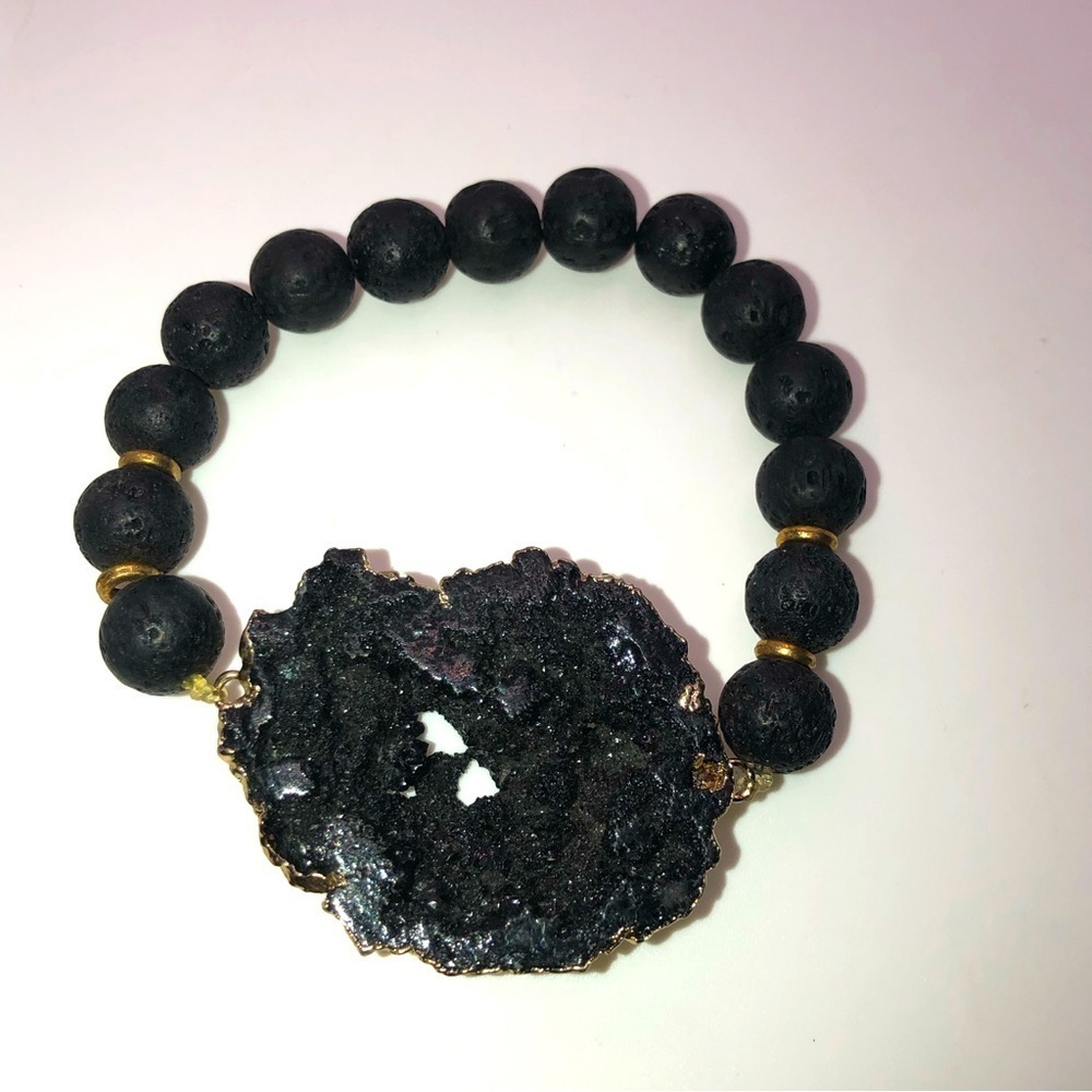 Lava Rock & Druzy Quartz Black Stone Stretch Bracelet Gold Tone OS